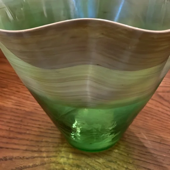 Murano ribbon glass vase‎